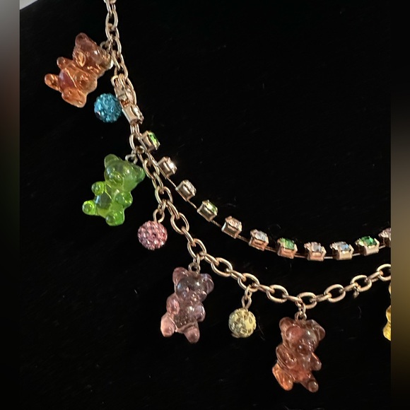 Betsey Johnson gummy bear necklace - Picture 2 of 8